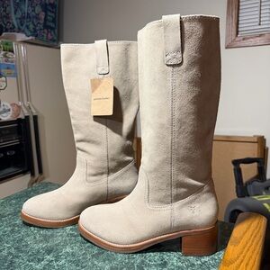 FRYE Authentic Camryn Pull On Boots TALL Women's Taupe Suede Leather Boots
